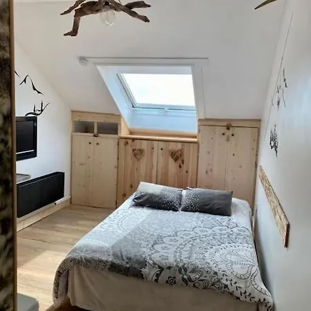 4 Personnes Pied Des Pistes Samedi A Samedi *